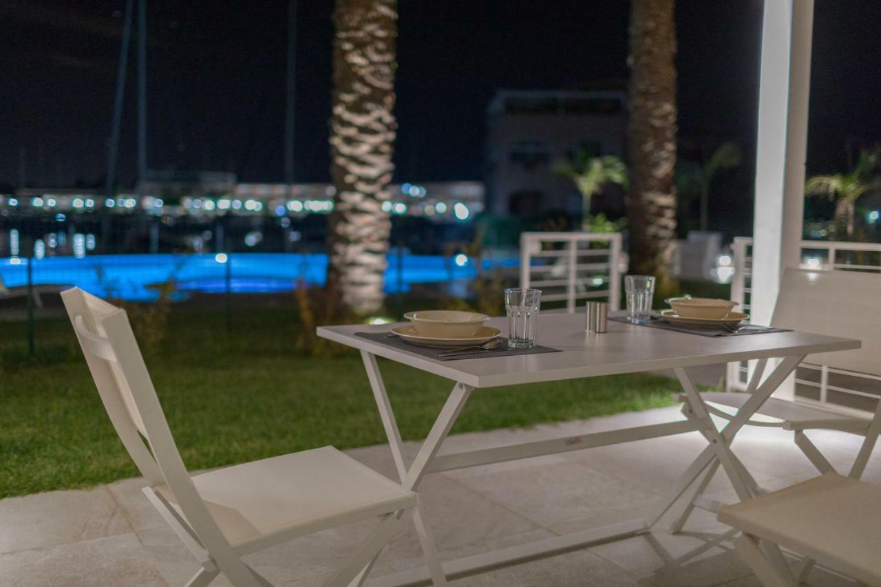 Residence Delfino, Portorosa ฟูร์นารี ภายนอก รูปภาพ