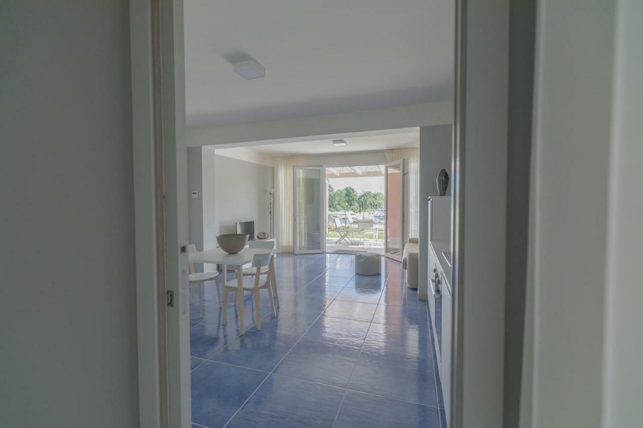 Residence Delfino, Portorosa ฟูร์นารี ภายนอก รูปภาพ