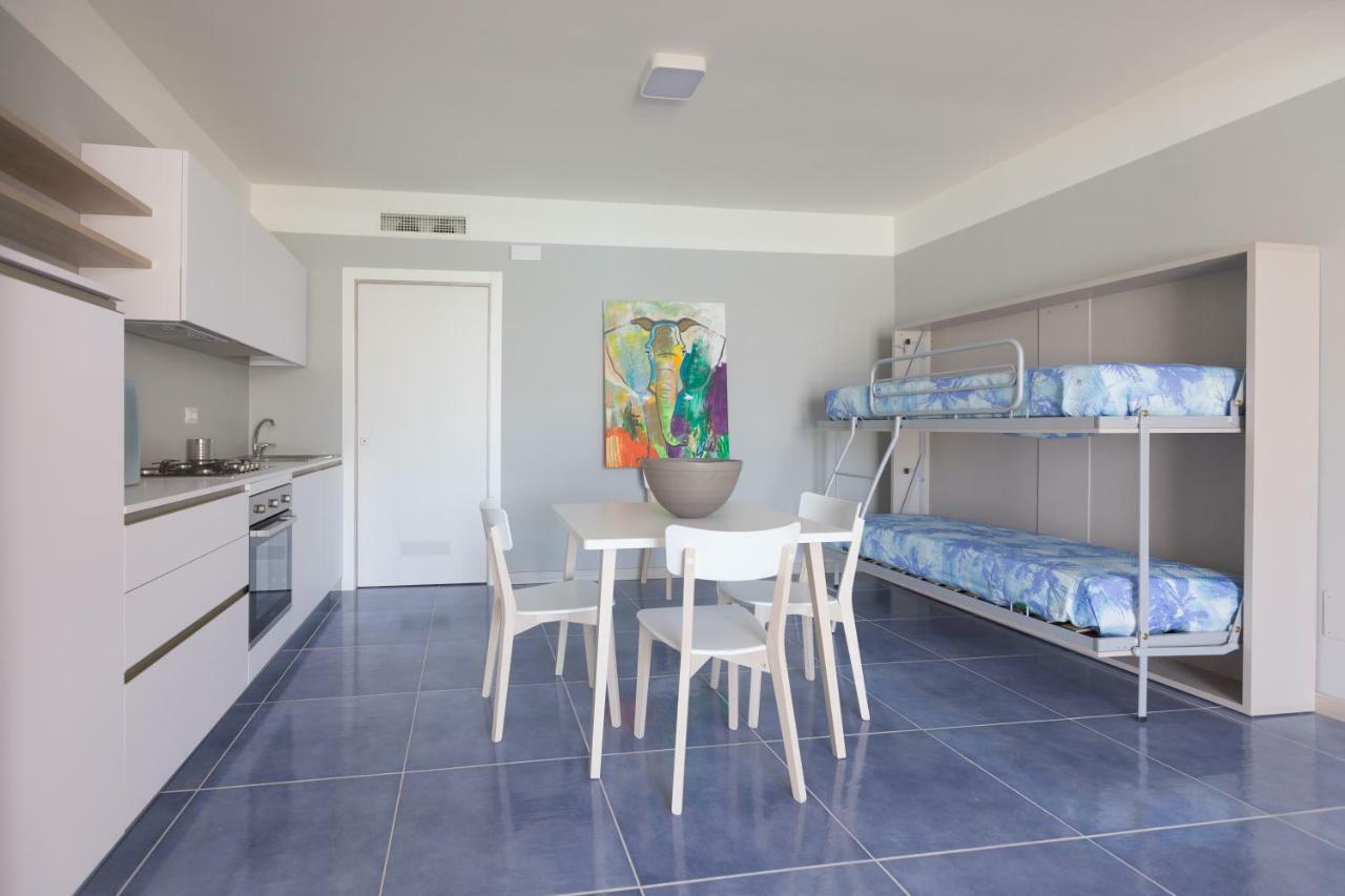 Residence Delfino, Portorosa ฟูร์นารี ภายนอก รูปภาพ