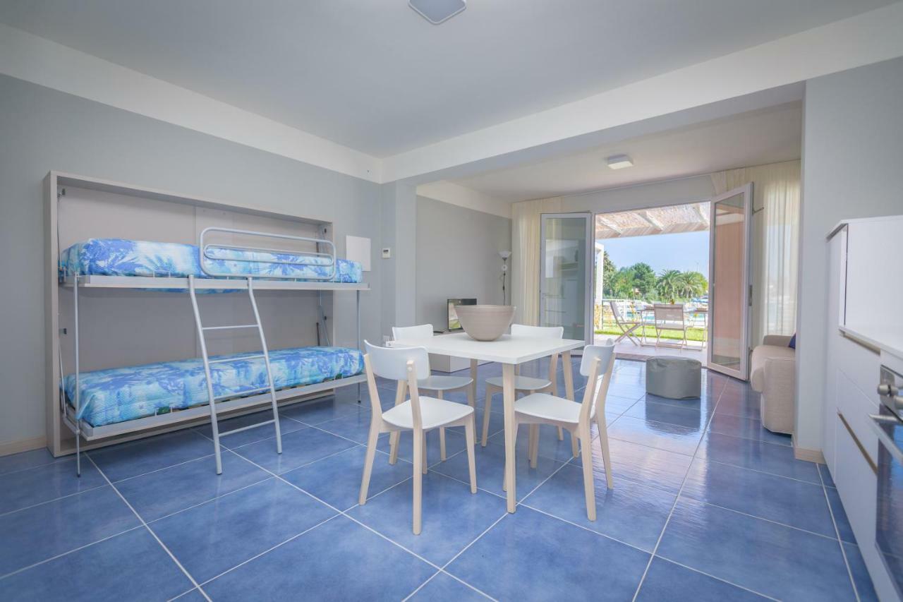 Residence Delfino, Portorosa ฟูร์นารี ภายนอก รูปภาพ