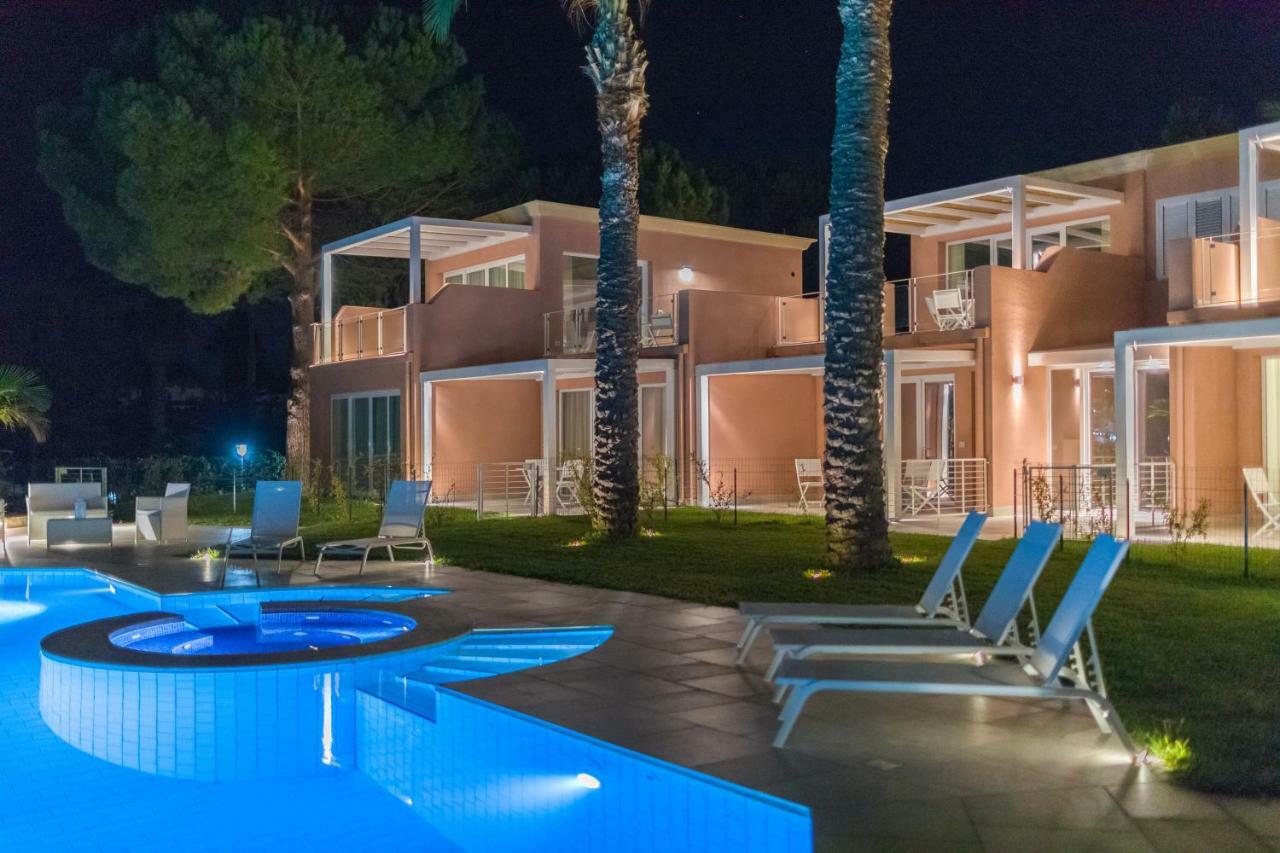 Residence Delfino, Portorosa ฟูร์นารี ภายนอก รูปภาพ