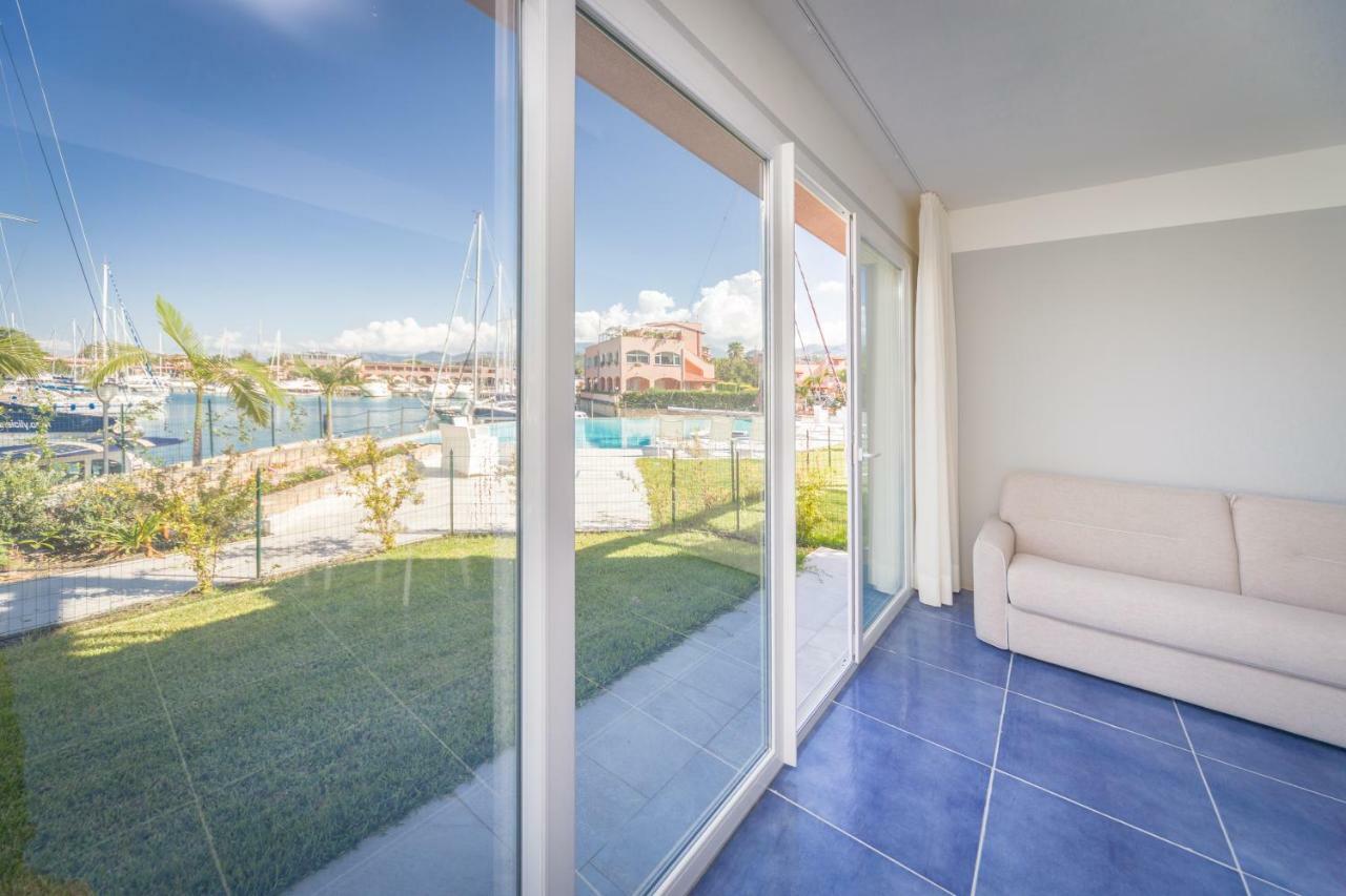 Residence Delfino, Portorosa ฟูร์นารี ภายนอก รูปภาพ